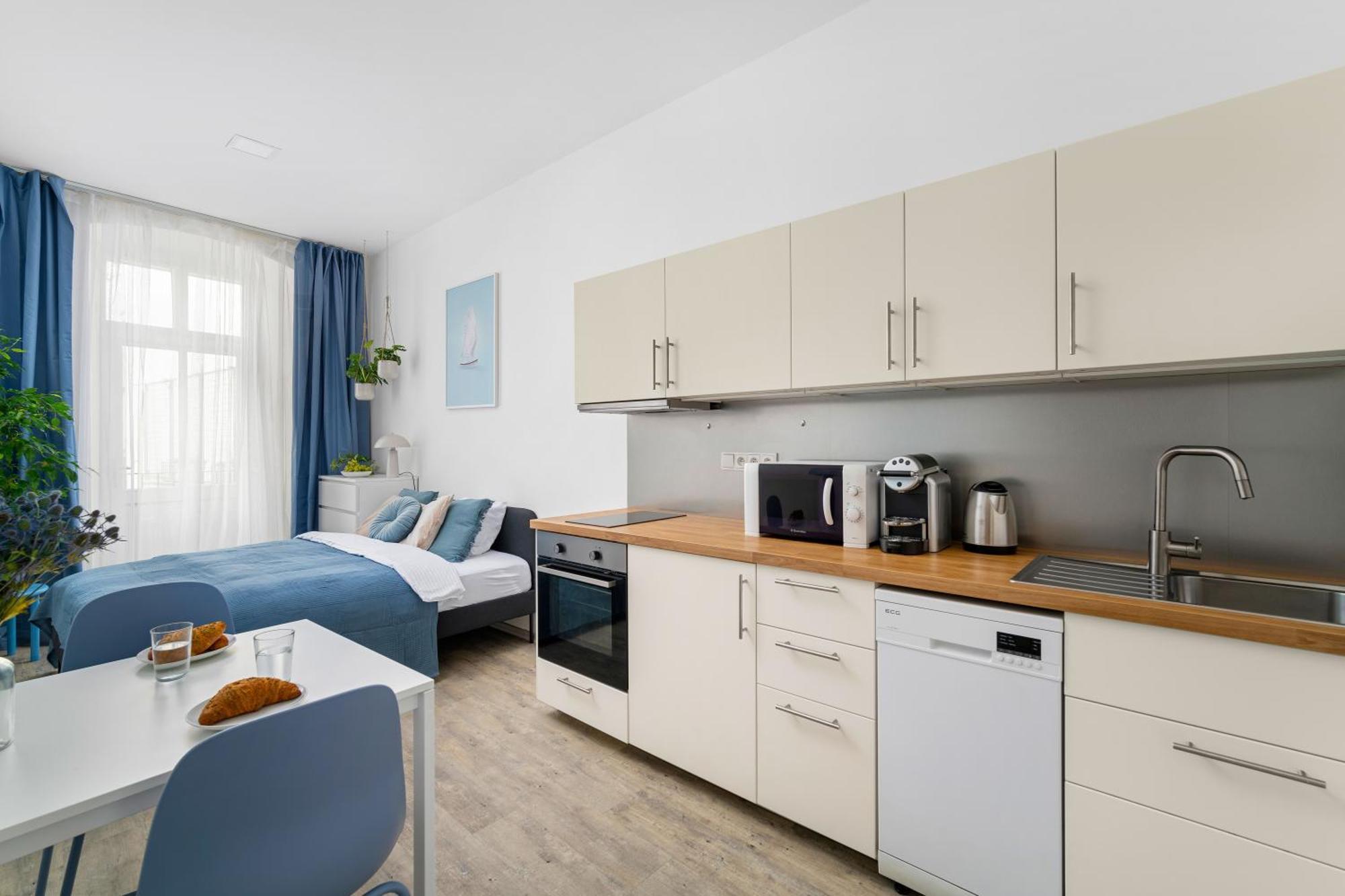 Apartment Enjoy Downtown Boutique #12 By Goodnite Cz